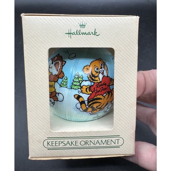 1980, 1981, 1982 Hallmark SHIRT TAILS Satin Ball Ornament Christmas Winter -30D - Picture 3 of 6